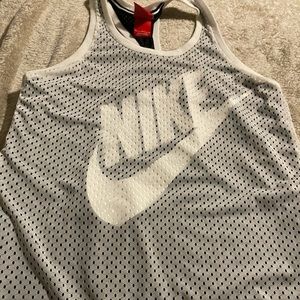 Nike women’s layered tank